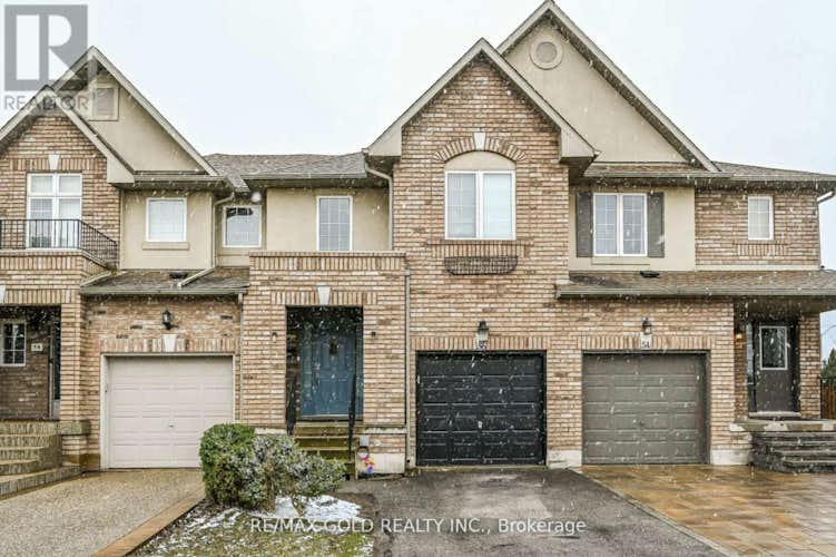 56 MEADOW WOOD CRES