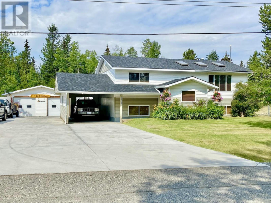 For sale: 6310 HOUSEMAN ROAD, 100 Mile House, British Columbia V0K2E0 -  R2795581