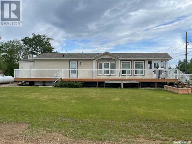 8 Knights PLACE, Fishing Lake, SK S0A1A0 House For Sale, RE/MAX