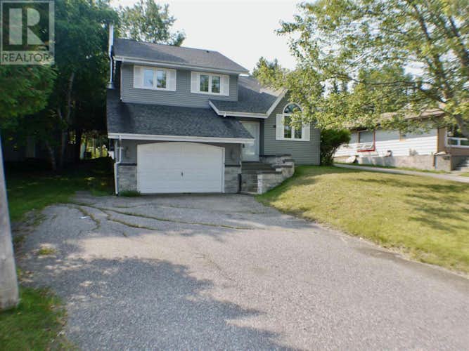 28 Ingall DR