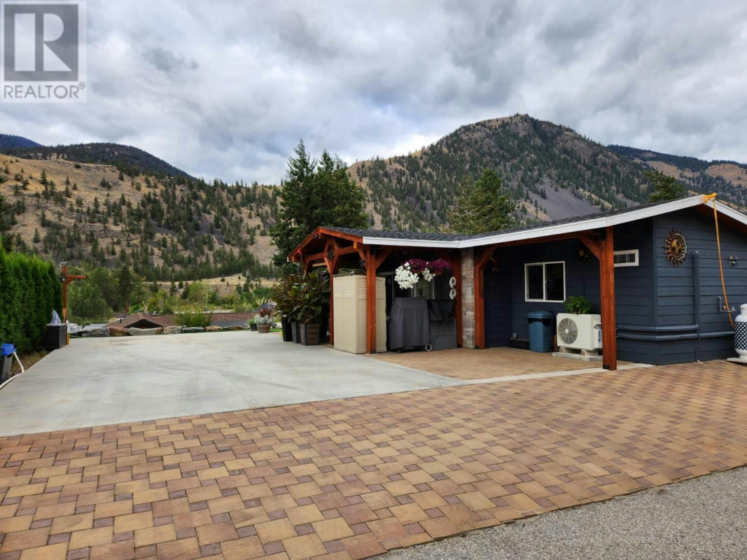 4354 HWY 3 Highway Unit# 96, Keremeos, BC V0X1N1 House For Sale 