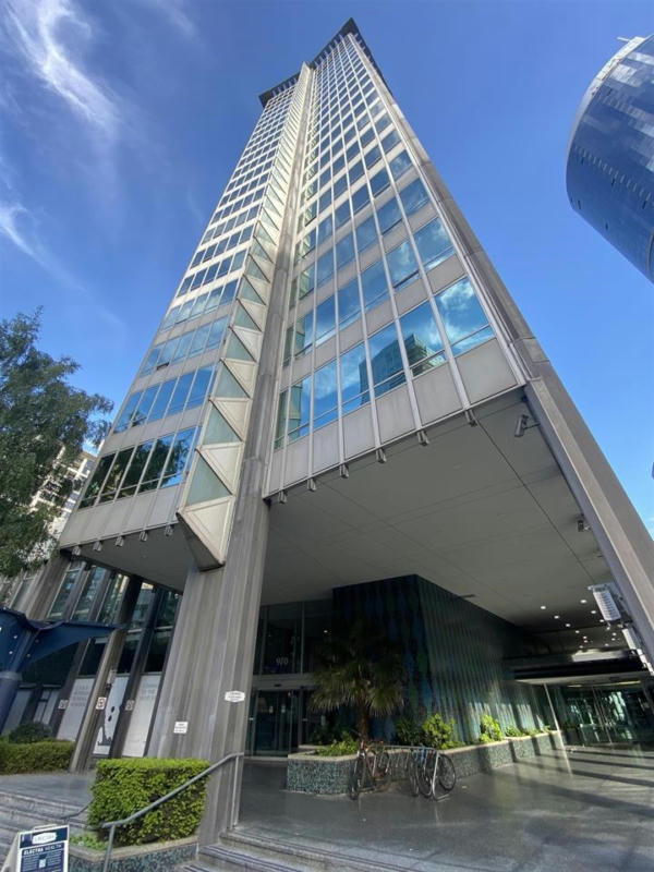 605 Robson St, Vancouver, BC V6B 5J3 - Office for Lease