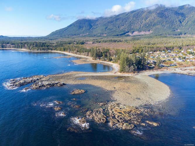 1190 Second Ave, Ucluelet BC V0R 3A0