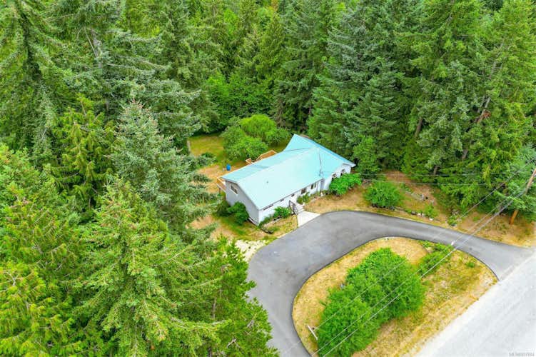 3115 Rinvold Rd, Hilliers BC V9K 1X3