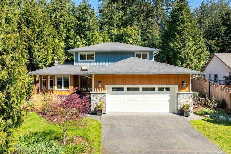 1573 Mayneview Terr, North Saanich BC V8L 5E5