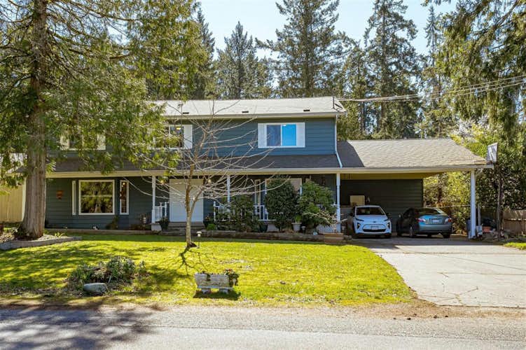 1013 Marchant Rd, Central Saanich BC V0S 1A0