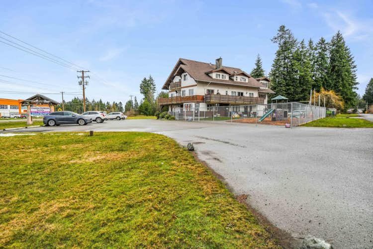 1223 Smithers Rd, Coombs BC V9P 2C1